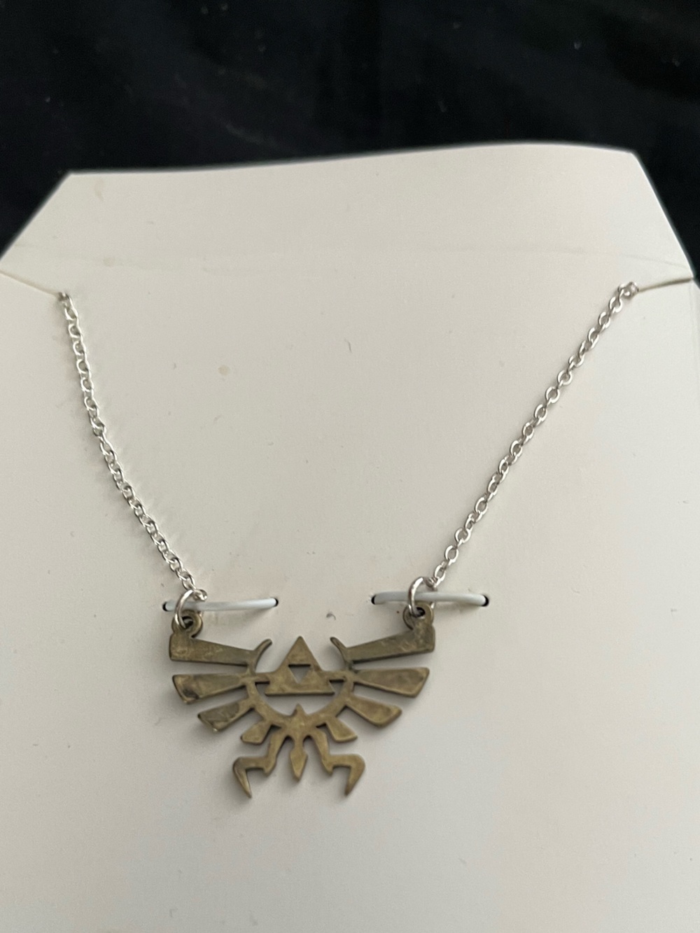 Legend of Zelda Hylian Crest Triforce Pendant Necklace New Silver Tone NWOT